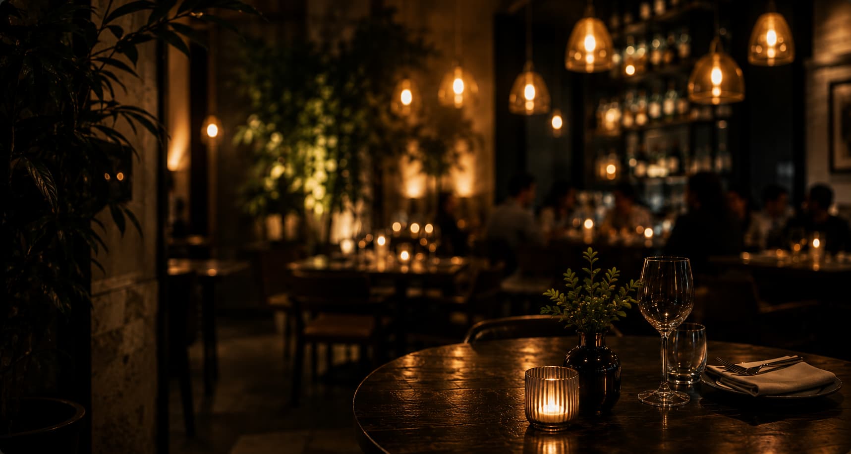 The quiet service habits that turn satisfied guests into vocal advocates